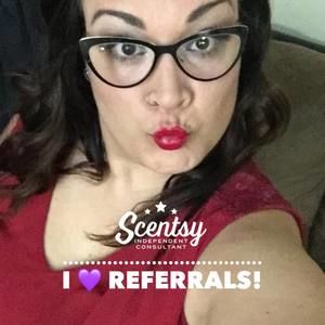 Meet your Posher, Melissa